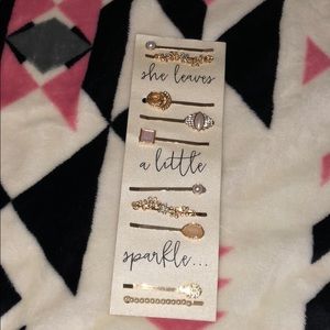 Francesca’s Gold bobby-pins